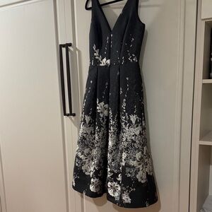 Carmen Marc Valvo Black and White Floral Midi Dress